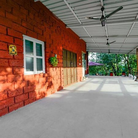 Lobville Homestay Karjat Exterior photo
